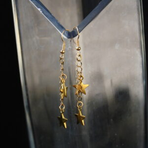 layered-gold-star-earrings