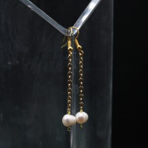 drop-chain-freshwater-pearl-earrings