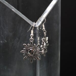 silver-sun-burst-earrings