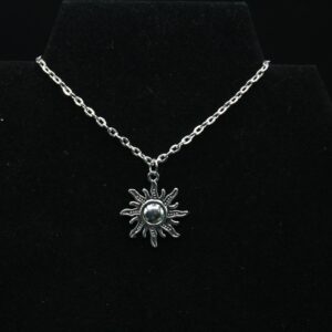 silver-sun-burst-necklace