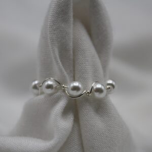 white-pearl-up-and-down-ring