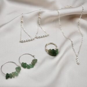 4-day-crystals-&-pearls-countdown-calendar