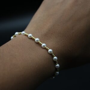 dainty_pearl_stack_bracelet_